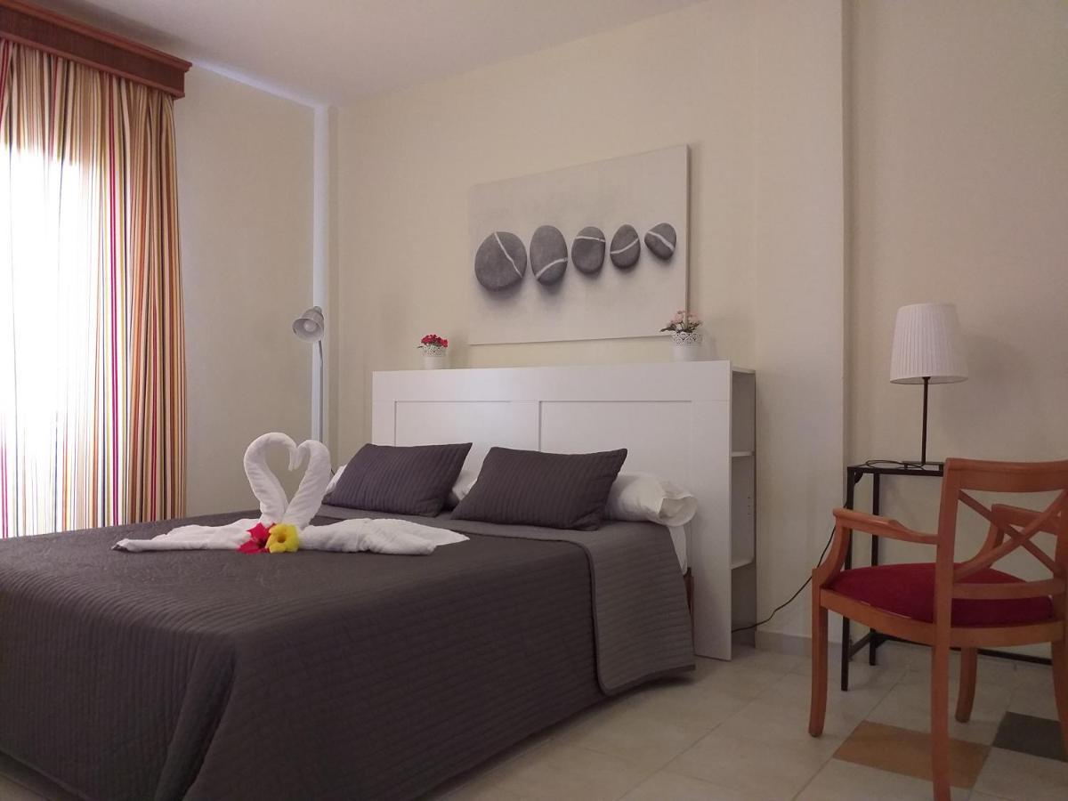 Aparthotel El Cerrito Playa Cancajos.- BreNa Baja  المظهر الخارجي الصورة
