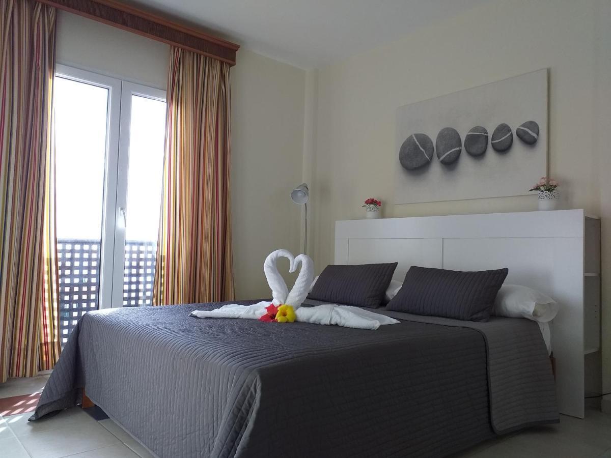 Aparthotel El Cerrito Playa Cancajos.- BreNa Baja  المظهر الخارجي الصورة
